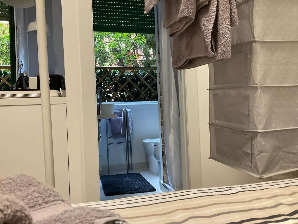 Studio 25 Apartment - Near Metro M3 Milan