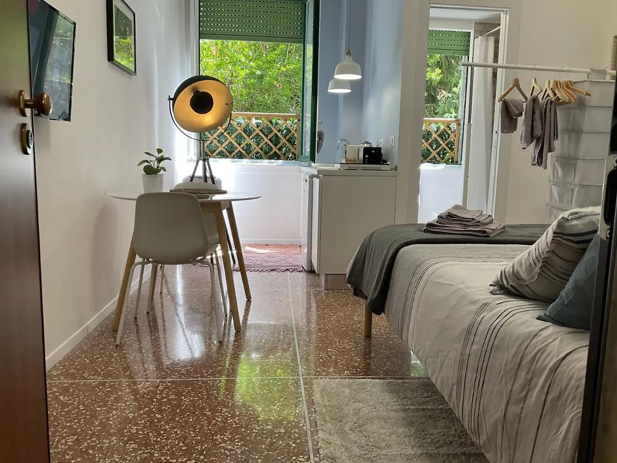 Studio 25 Apartment - Near Metro M3 Milan