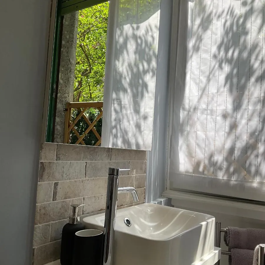 Studio 25 Apartment - Near Metro M3 밀라노