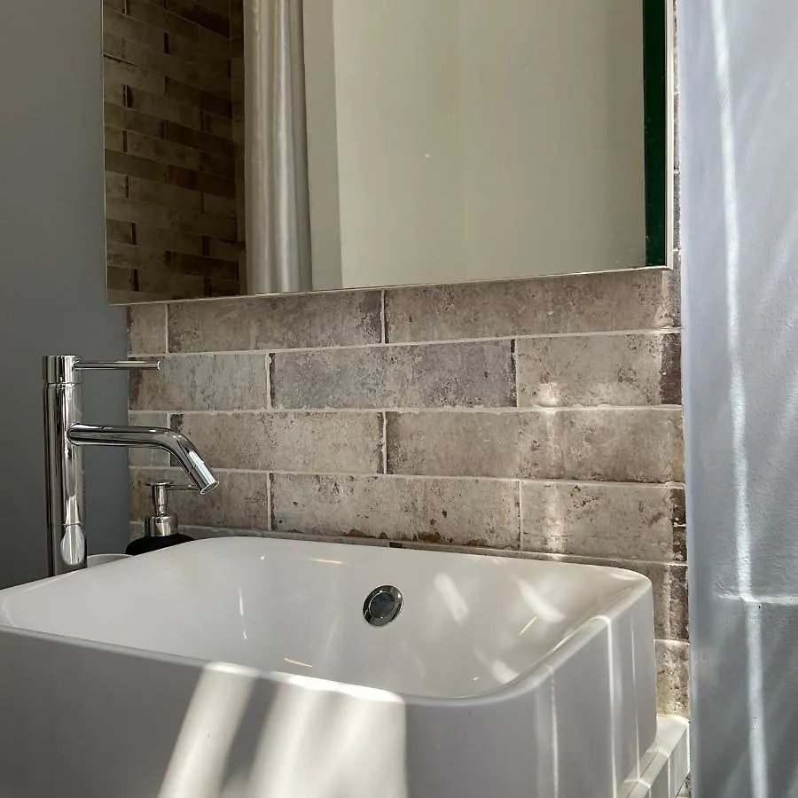 Studio 25 Apartment - Near Metro M3 밀라노